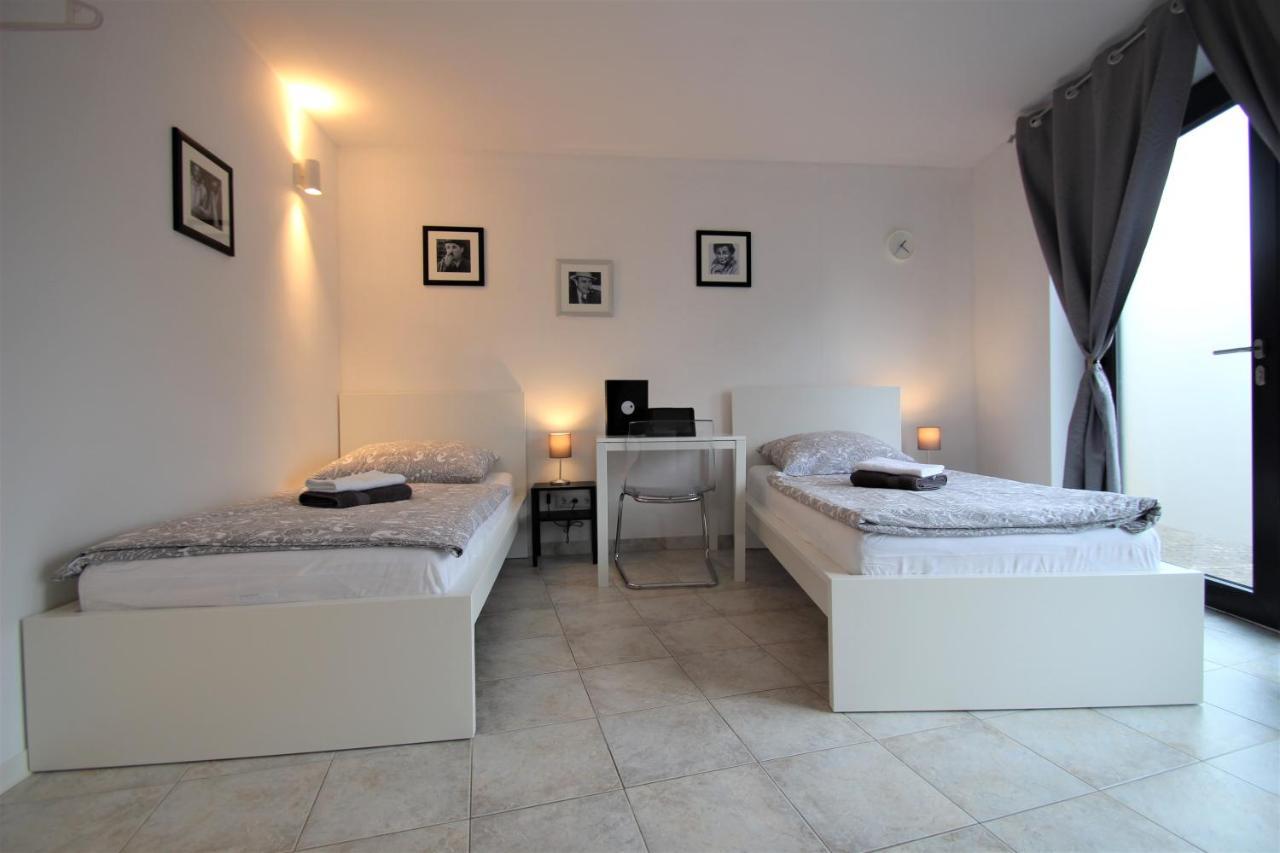 Andriss - Travel & Work - 5 Bedroom - Kitchen - Parking Kaiserslautern Bagian luar foto