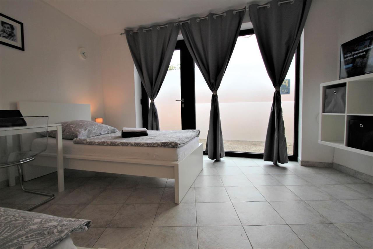 Andriss - Travel & Work - 5 Bedroom - Kitchen - Parking Kaiserslautern Bagian luar foto