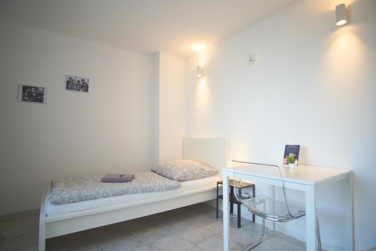 Andriss - Travel & Work - 5 Bedroom - Kitchen - Parking Kaiserslautern Bagian luar foto